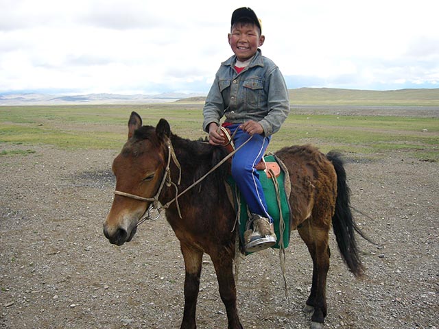 Read more about the article Visit and Live with nomad family